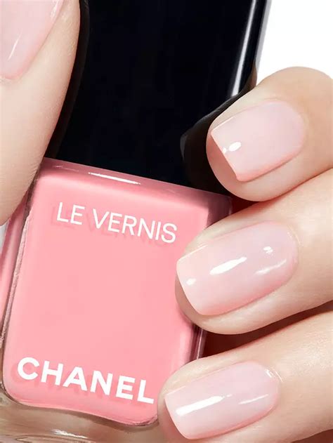 vernis skieuse chanel